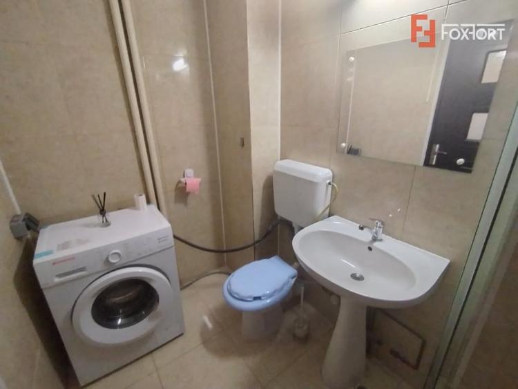 Apartament cu 2 camere decomandat, mobilat în Complex Studențesc