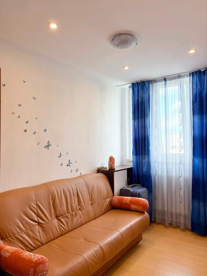 Apartament cu 3 camere semidecomandat în Drumul Taberei
