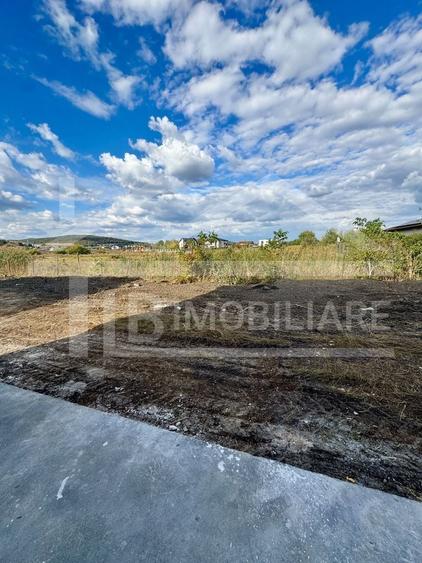 Casă individuală cu 4 camere cu Canalizare în Unirii