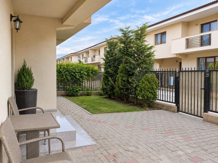 Duplex cu 4 camere cu Teren 258 Mp în Florești