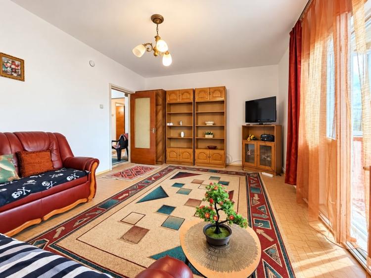 Apartament de 3 camere, situat pe Carpaților - 1