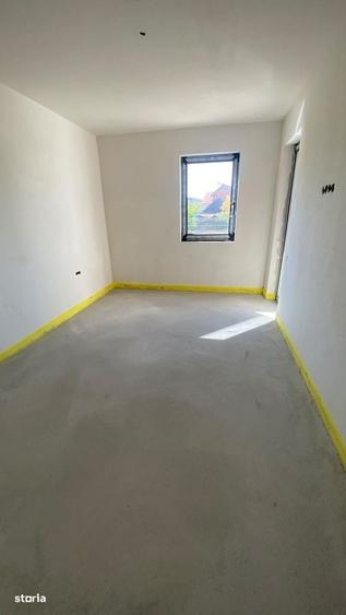 Apartament cu 3 camere în Republicii