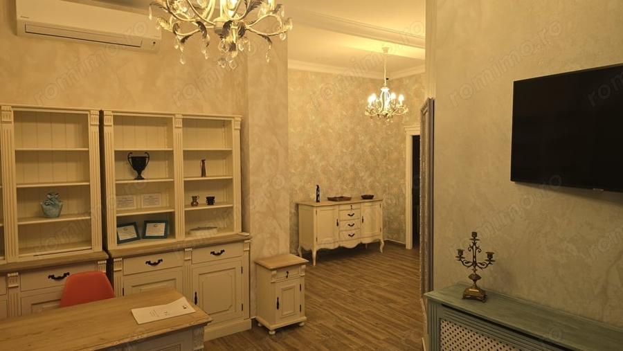 Spațiu comercial, de 120 mp, în Central
