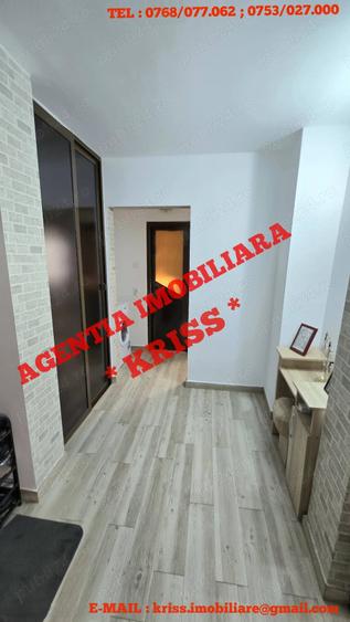 Apartament cu 2 camere decomandat în Teilor