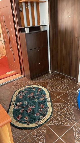 Apartament cu 2 camere semidecomandat în Vitrometan