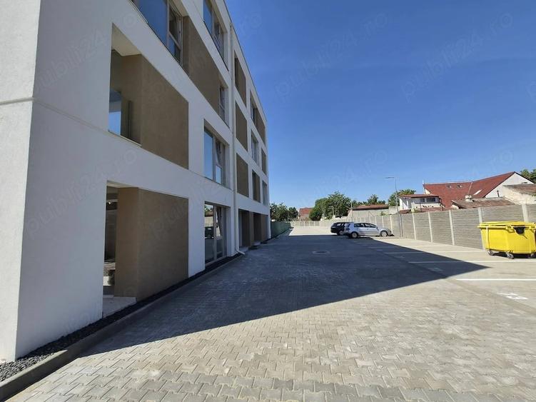 Apartament cu 2 camere decomandat în Est