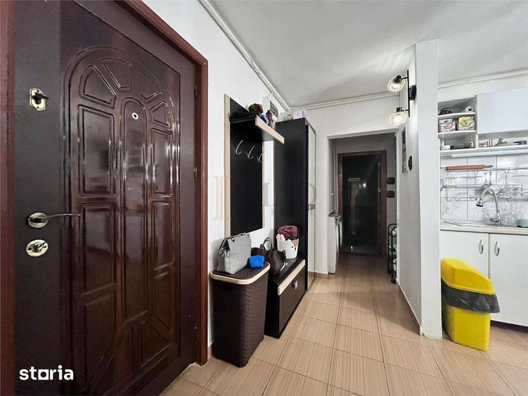 Apartament cu 2 camere decomandat în Micro 3