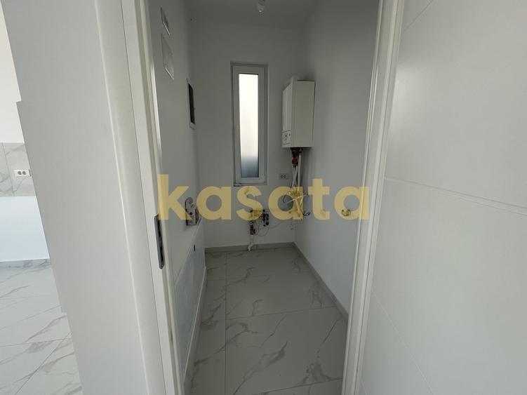 Casă cu 4 camere în Domnești