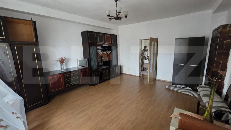 Casă individuală cu 4 camere cu Canalizare în Central