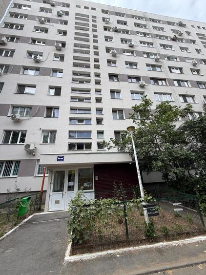 Apartament cu 2 camere decomandat, mobilat în Militari