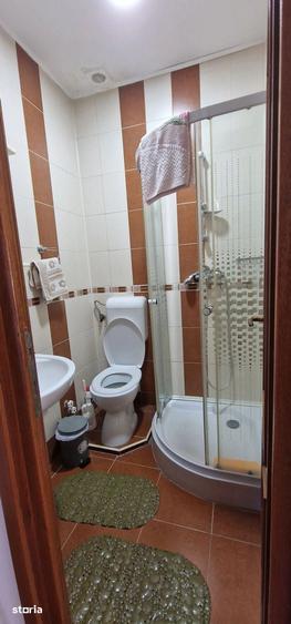 Casă cu 5 camere cu Teren 338 Mp în Sud
