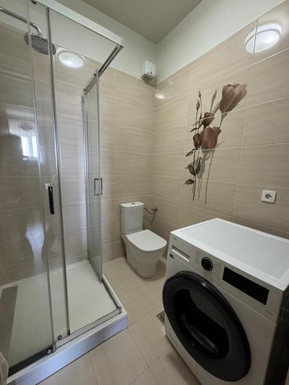 Apartament cu 3 camere decomandat în Olteniței