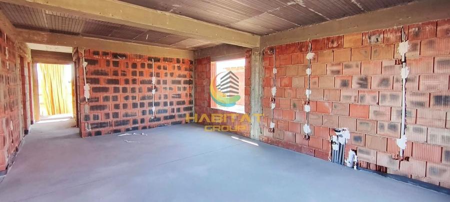 Casă individuală cu 4 camere cu Teren 385 Mp în Vidra
