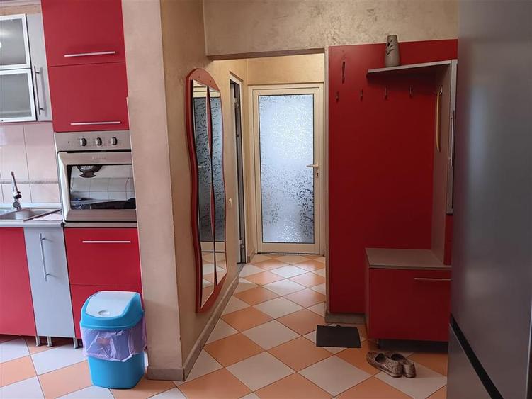 Apartament 3 camere Etaj 1 - 81mp zona Bd Poitiers - 9