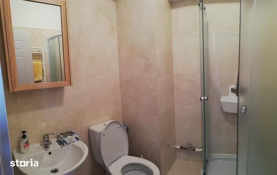 Garsonieră decomandată în Central