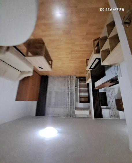 Garsonieră decomandată în Central