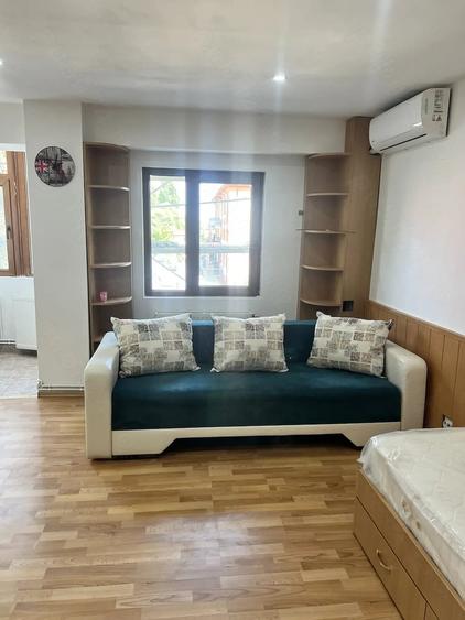Garsonieră decomandată în Ferdinand