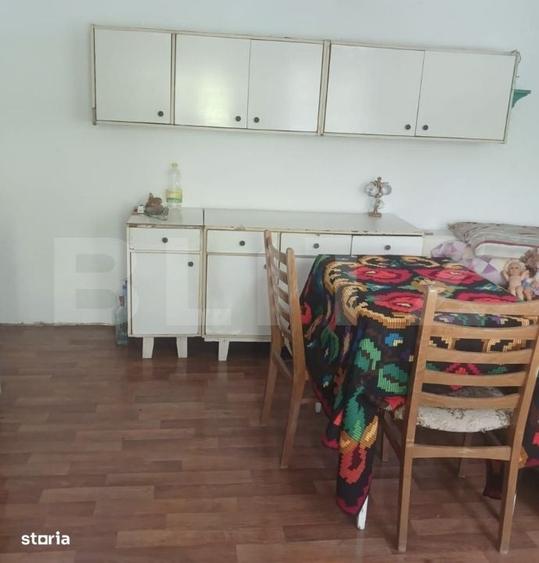 Casă cu 4 camere în Central