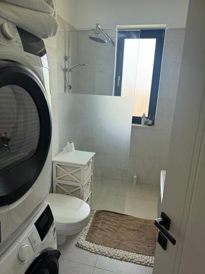 Apartament cu 2 camere decomandat în Exterior Vest