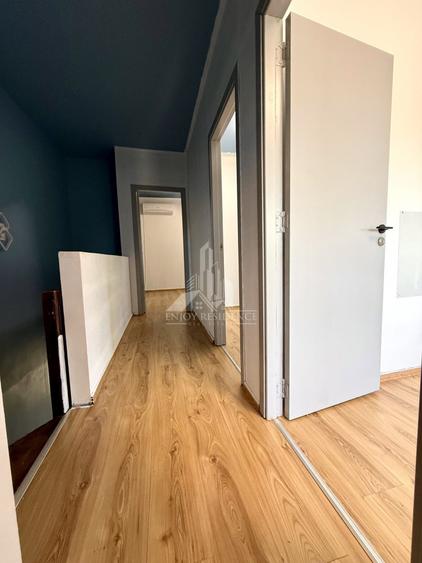 Duplex cu 4 camere cu Teren 213 Mp în Domnești