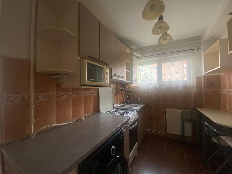 Apartament cu 2 camere decomandat, mobilat în Mănăștur
