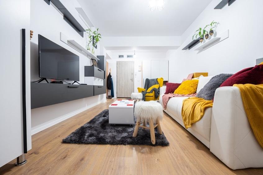 Apartament cu 2 camere decomandat, mobilat în Tomis Nord