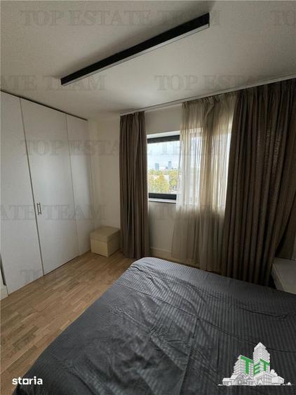 Apartament cu 2 camere semidecomandat, mobilat în Tei