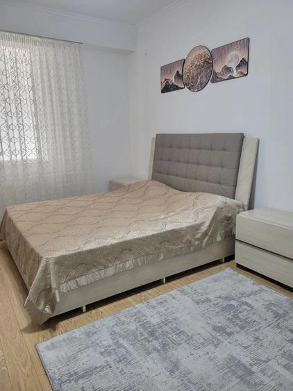 Garsonieră decomandată în Păcii