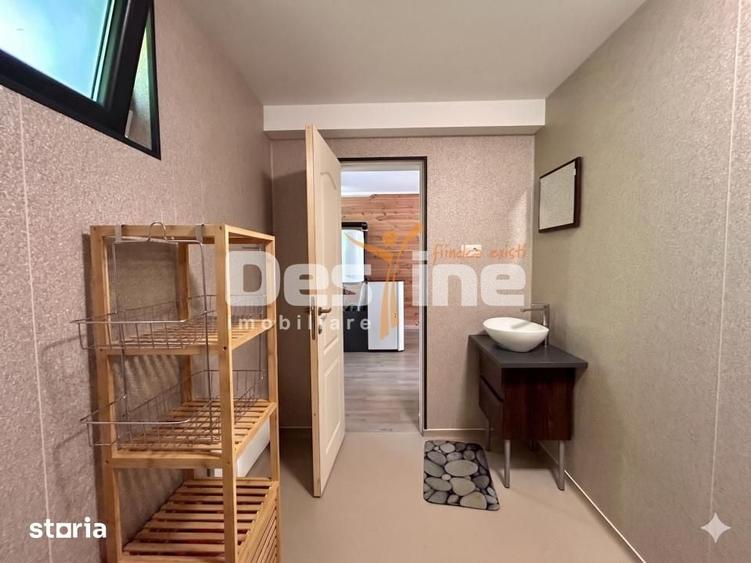 Casă cu 3 camere decomandat cu Teren 304 Mp în Central