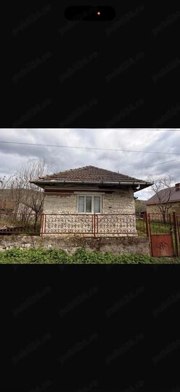 Casă cu Teren 2600 Mp în Făureni