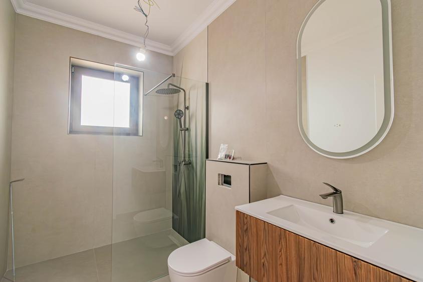 Vila moderna cu vedere la lac, ambient intim si elegant, piscina, carport - 16
