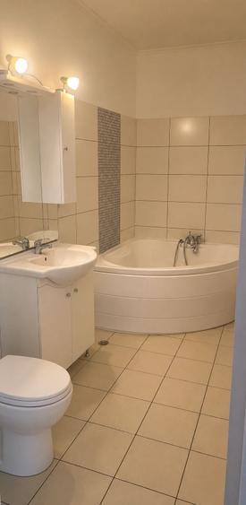 Apartament cu 3 camere decomandat în Zorilor