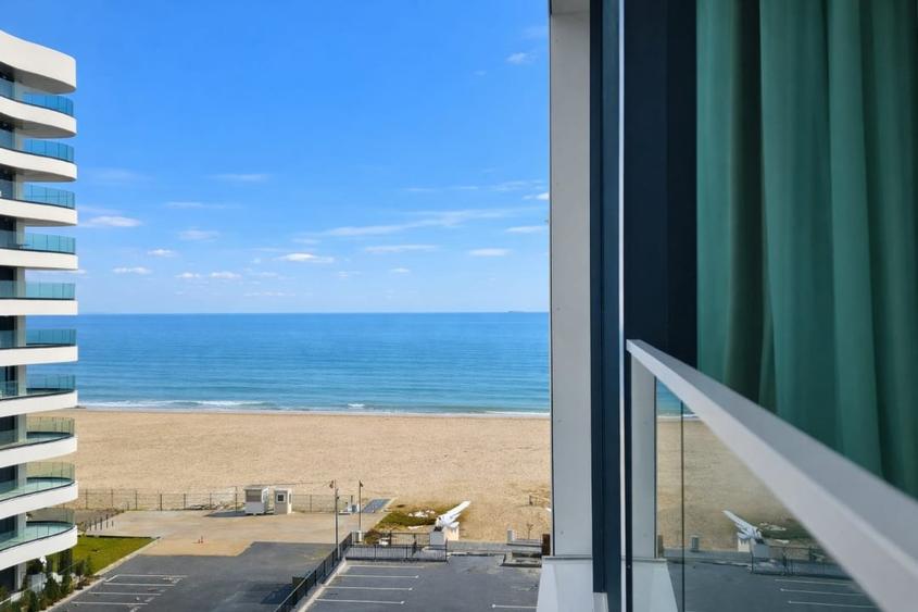 Apartament cu 2 camere semidecomandat, mobilat în Nord