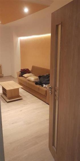 Apartament cu 2 camere decomandat, mobilat în Centru Civic