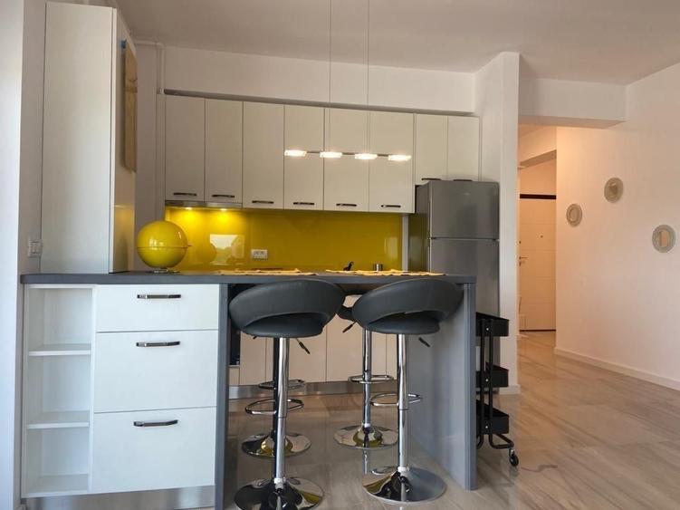 Apartament cu 2 camere semidecomandat în Giroc