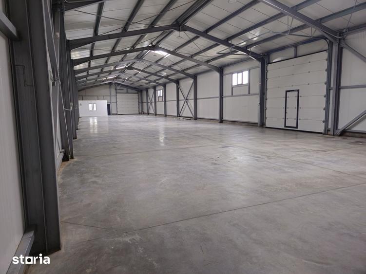 Spațiu comercial, de 600 mp, în Brazi