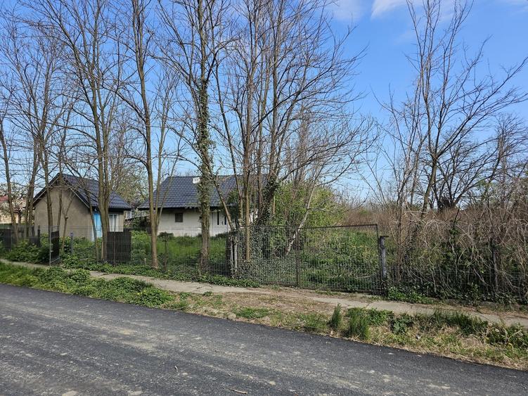 Casă cu 3 camere în Hermeziu