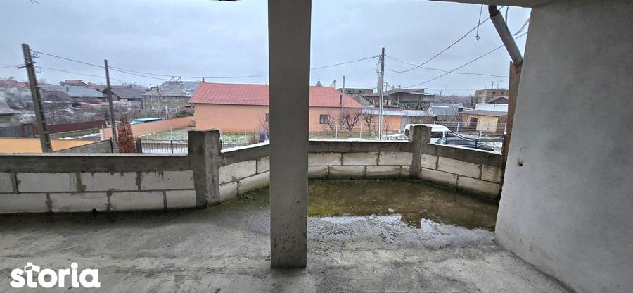 Vanzare proprietate- casa si teren Persinari Dambovi?a - 6
