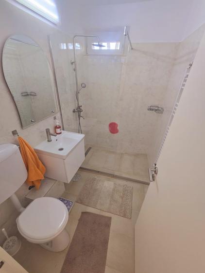 Apartament cu 3 camere semidecomandat în Gheorgheni