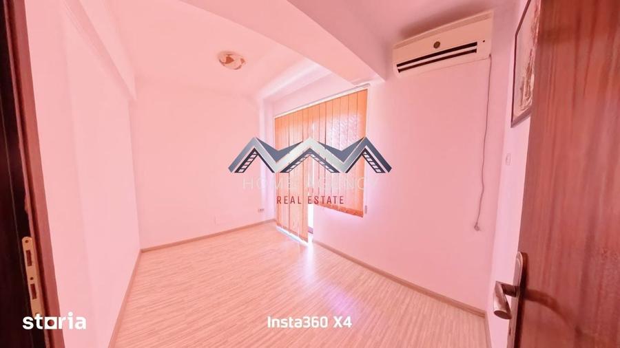 Casă cu 4 camere cu Teren 200 Mp în Central