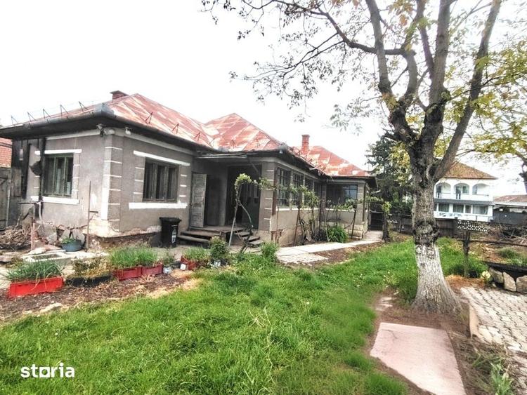 Casă cu 3 camere cu Teren 2571 Mp în Bonț