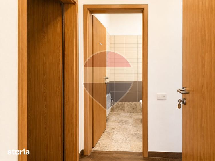 Spațiu comercial, de 120 mp, în Letea