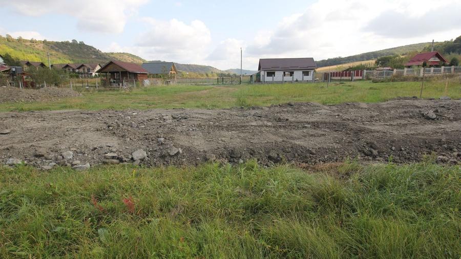 Teren Construcții intravilan de 780 mp, în Livezeni