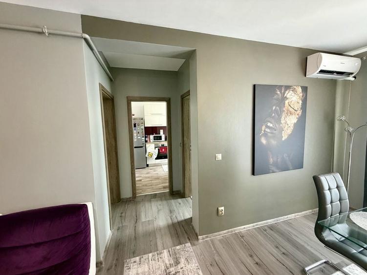 Apartament cu 2 camere decomandat în Central