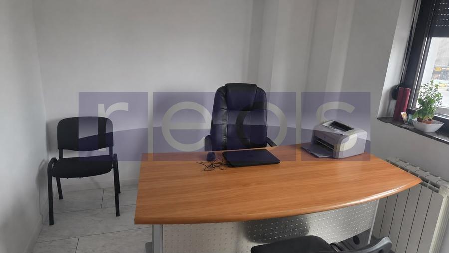 Apartament cu 4 camere decomandat, mobilat în Unirii