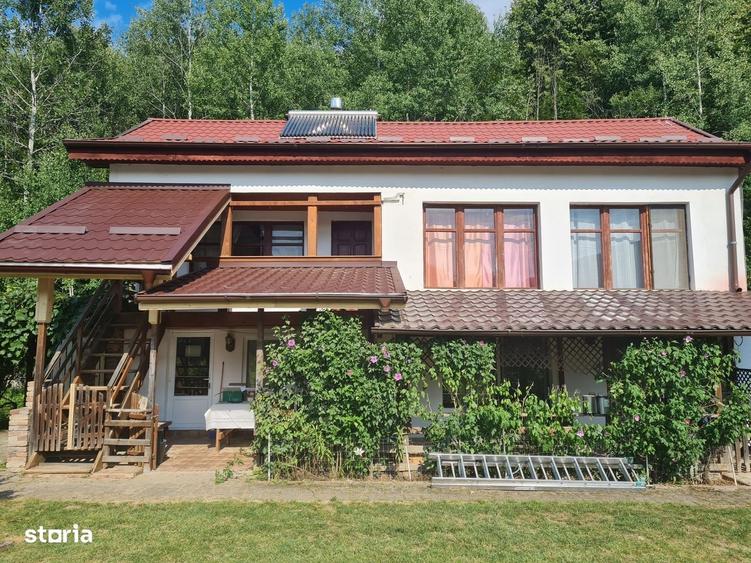 Casa de vacanta / Pensiune de vanzare in Curtea de Arges. - 16
