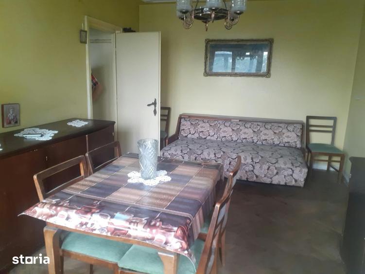 Apartament cu 2 camere semidecomandat în Vatra Luminoasă