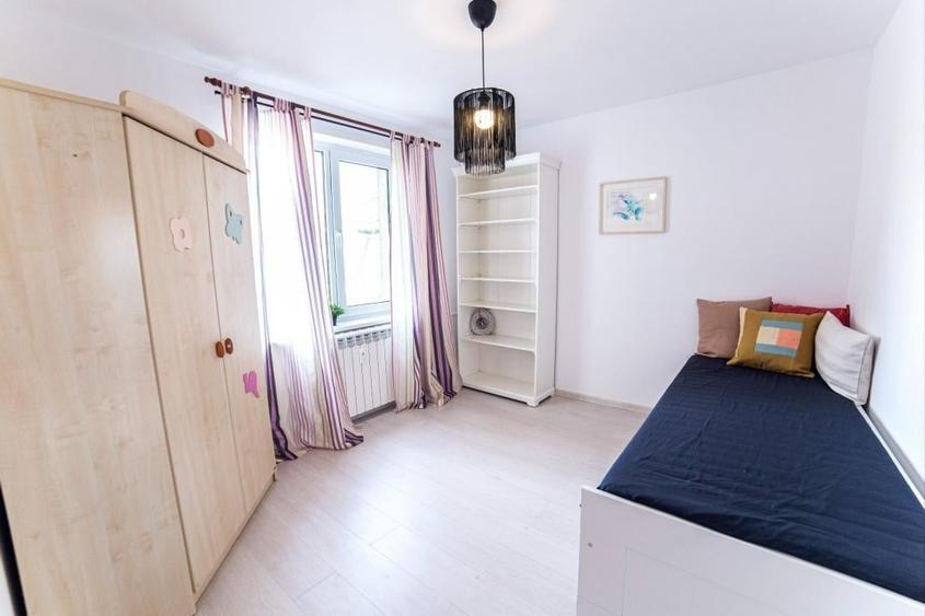 Apartament cu 3 camere decomandat, mobilat în Crângași