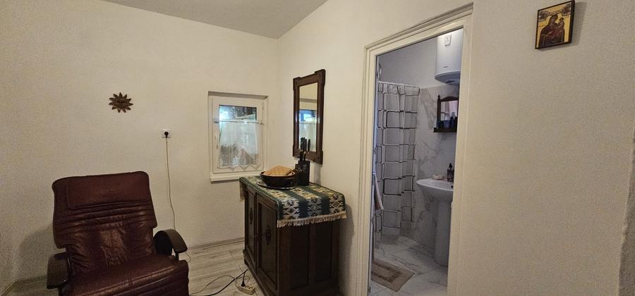 Casă individuală cu 5 camere cu Teren 960 Mp în Orlat