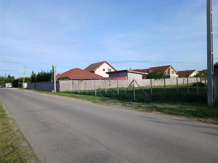 Teren intravilan de 525 mp, în Sântandrei